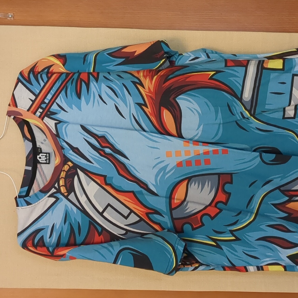 Into The Wind Wolf Themed Allover Print Blue Red T-Shirt Size Double Extra Large